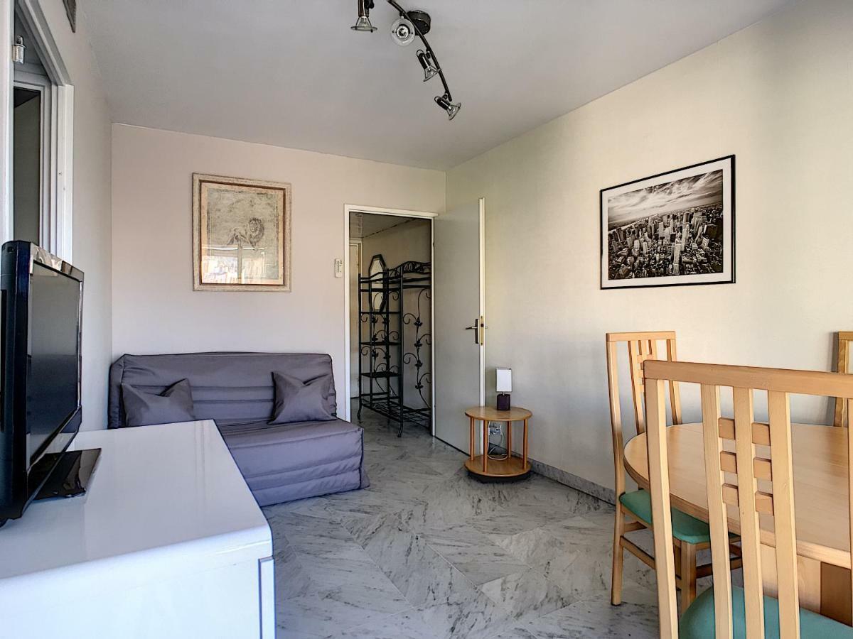 Cozy Apartment sea view Air Cond Golfe-Juan Zewnętrze zdjęcie